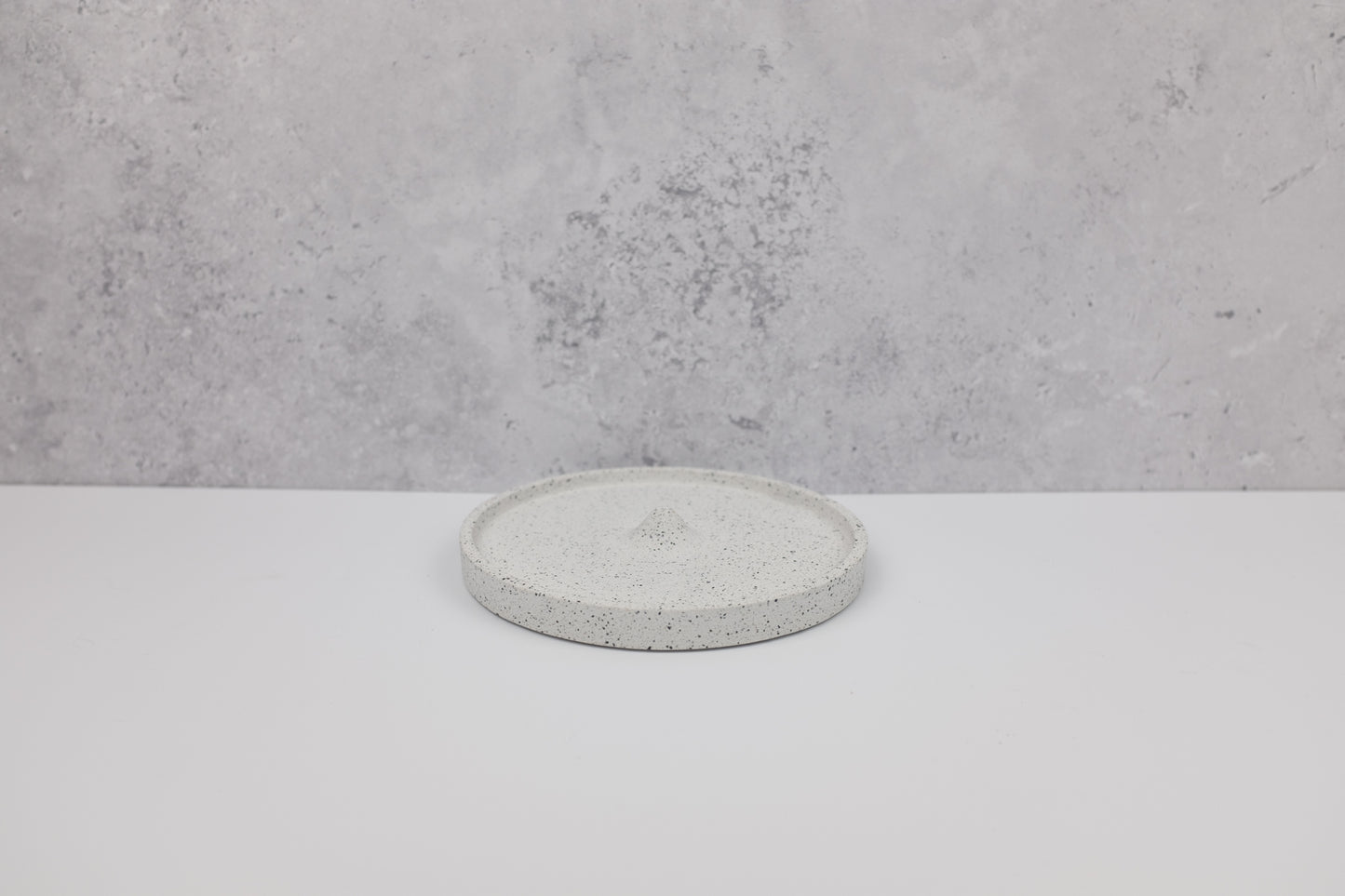 Kon - Round Incense Burner