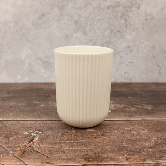 Ceramic cup - White